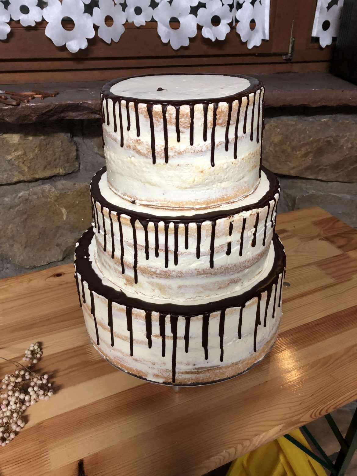 Naked Cake Hochzeitstorte - The Big Sweet Cakery